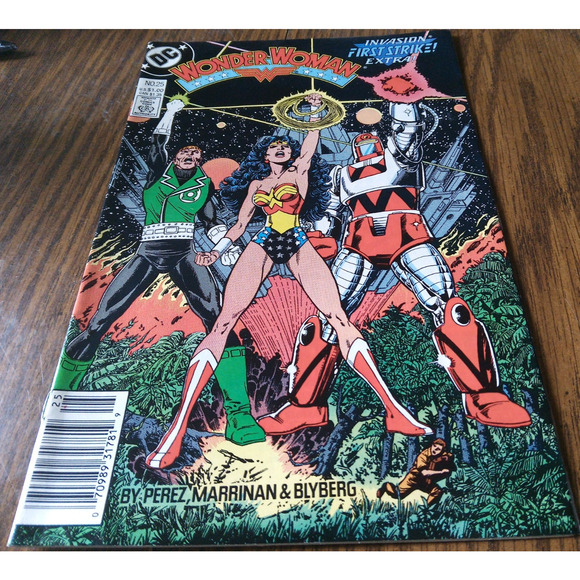 Wonder Woman #25 (December 1988 DC Comics) - Picture 1 of 3